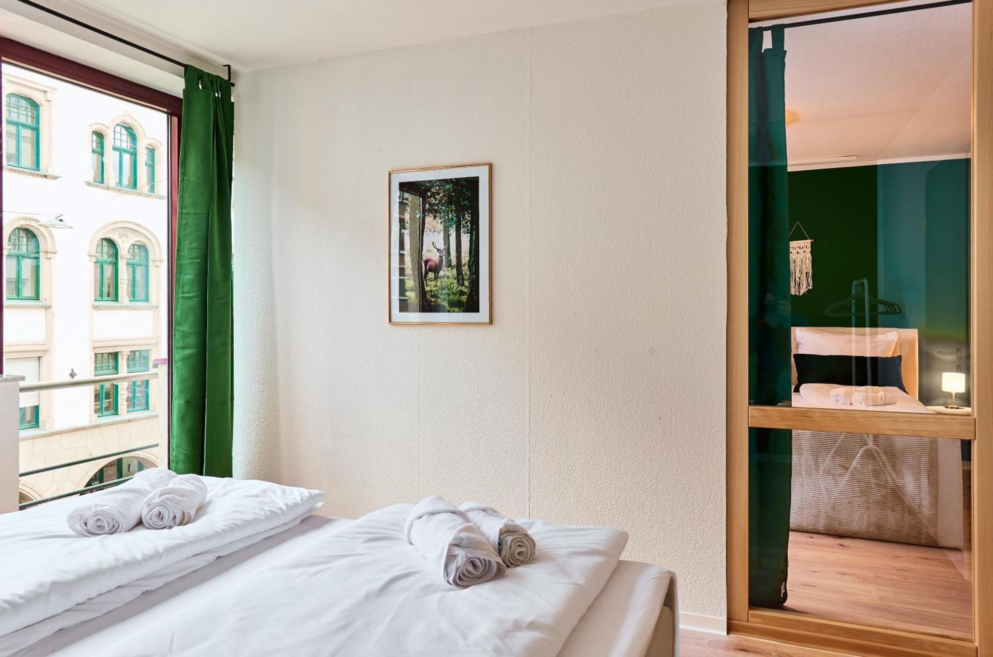 Stylisches Apartment I Fahrstuhl I Bahnhofsnah エアフルト エクステリア 写真